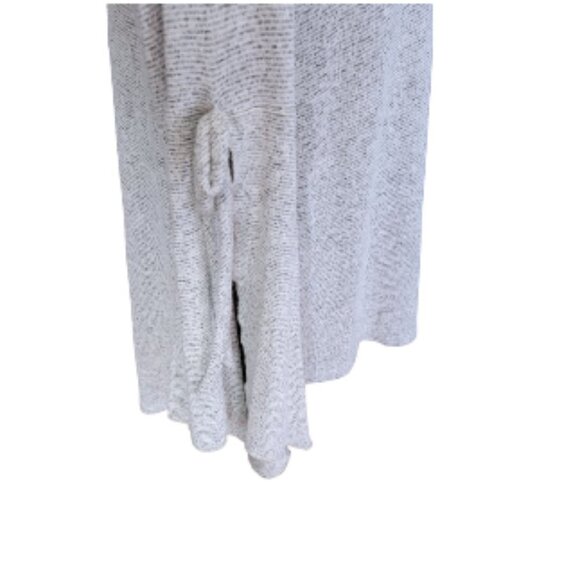 Caution to the Wind Gray and White Marbled Long Slit Sleeve Casual Sweater - Picture 3 of 5